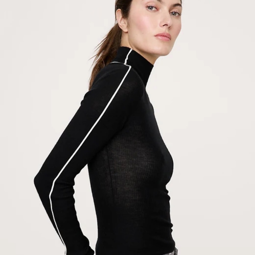 Zara Black Sweater with White Accents